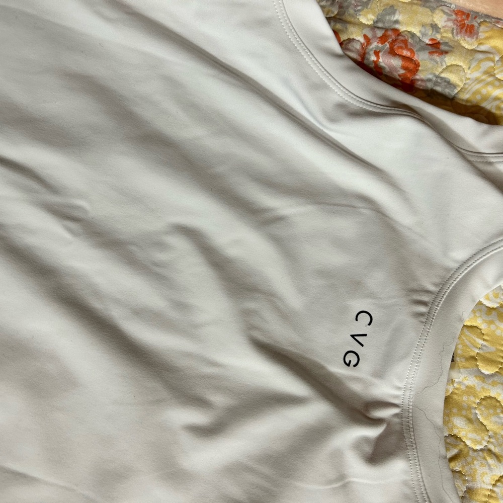 Constantly Varied Gear crop top